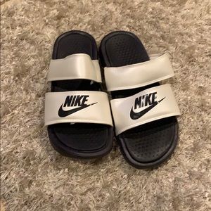 Nike slides